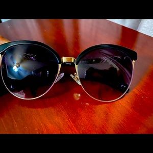 Beautiful black Balmain sunglasses